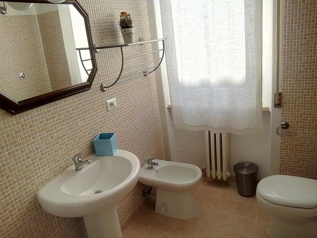 Camere Due Per Due Sirolo Kamer foto
